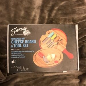 Fiesta Cheese Board & Tool Set (6 pieces)